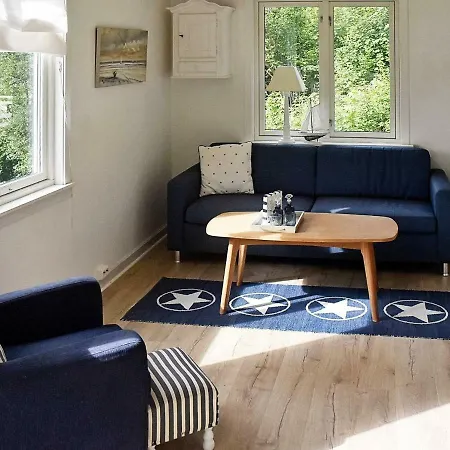 Four-bedroom Holiday In 度假居 *